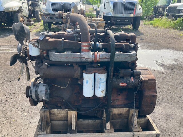 Mack EM6-235hp Diesel Engine