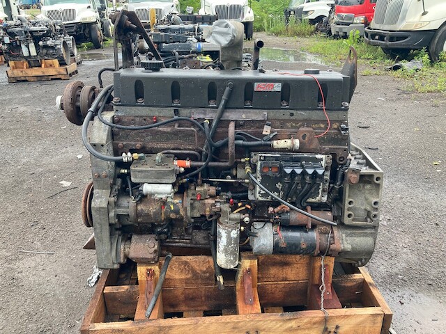 Cummins ISM-305hp Low Mileage Diesel Engine