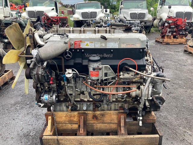 Mercedes OM460LA-MBE4000 Diesel Engine