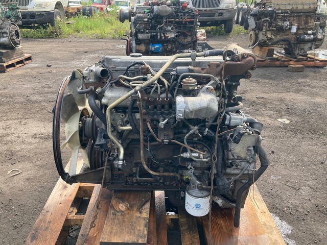 Isuzu 4HK1TC Electronic Diesel Engine