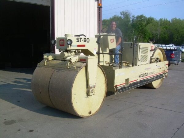 Ingersoll Rand Double Drum Vibratory Roller