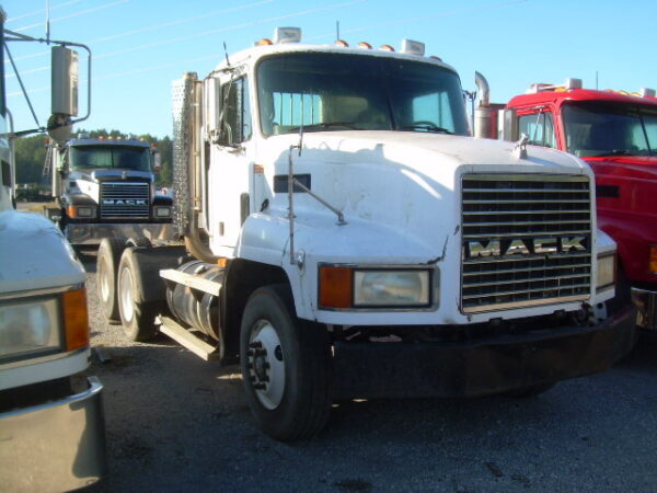 1999 Mack CH613 T/A Day Cab