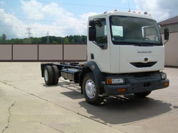 2003 Mack Cabover Truck