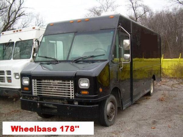 2006 FREIGHTLINER UTILIMASTER STEP VAN