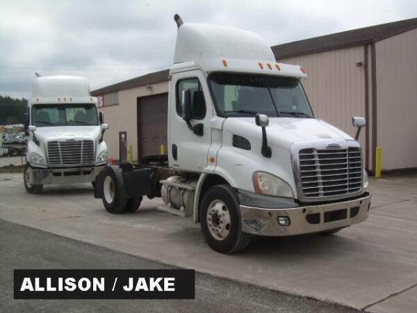 2010 Freightliner S/A Day Cab