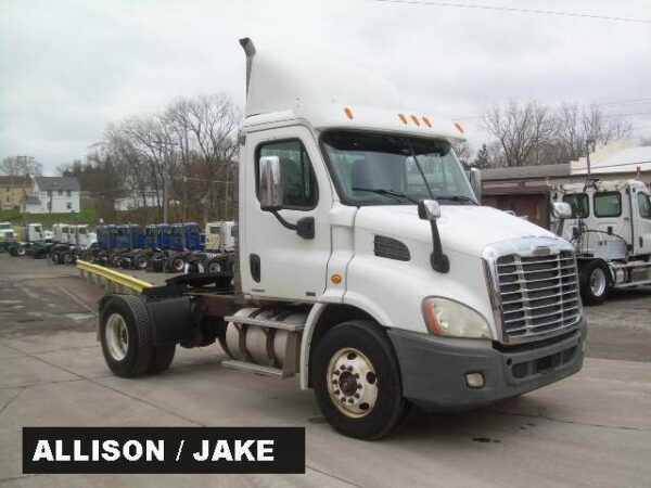 2010 Freightliner S/A Day Cab