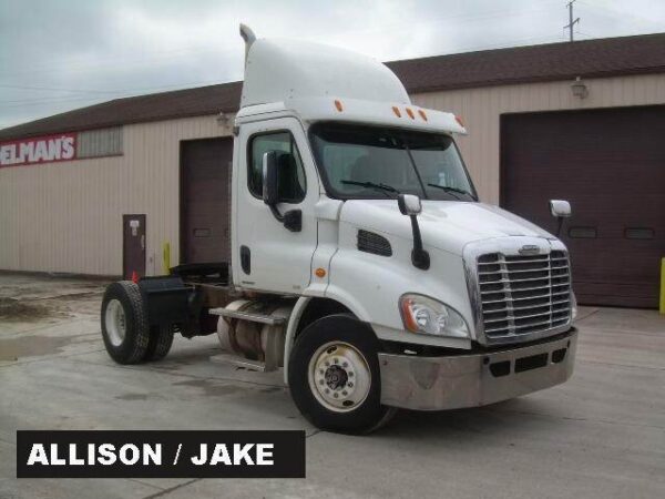 2010 Freightliner S/A Day Cab