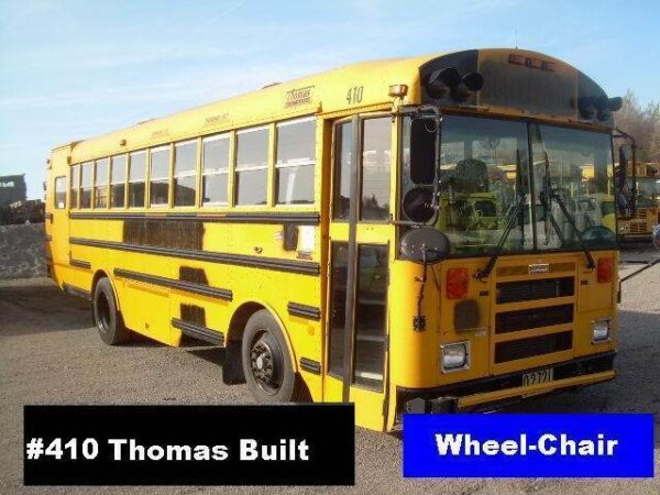 2010 THOMAS - 18 Passenger-Wheel Chair