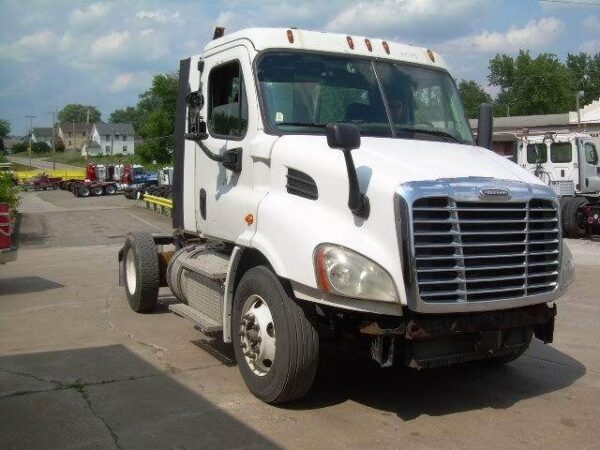 2012 Freightliner S/A Day Cab