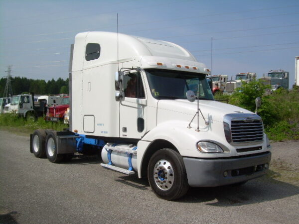 2007 Freightliner CL120 T/A Sleeper