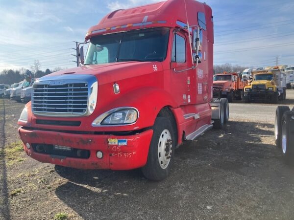 2005 Freightliner CL120 T/A Sleeper