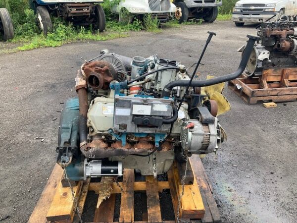 International T444E 7.3L Electronic Diesel Engine