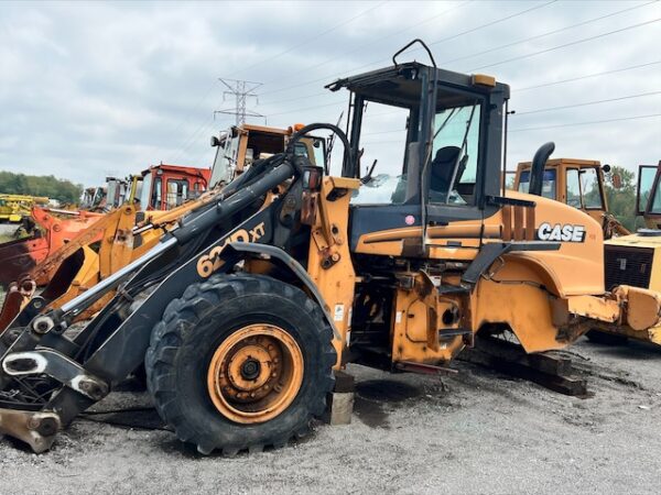 CASE 621D XT LOADER