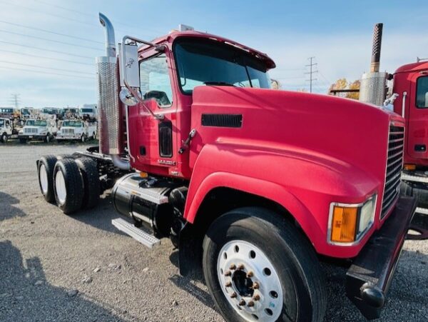 2008 Mack CHU613 T/A Day Cab- Stock# 001845