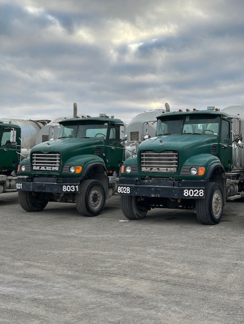 (20) 2004-2007 Mack 6x6 Mixers